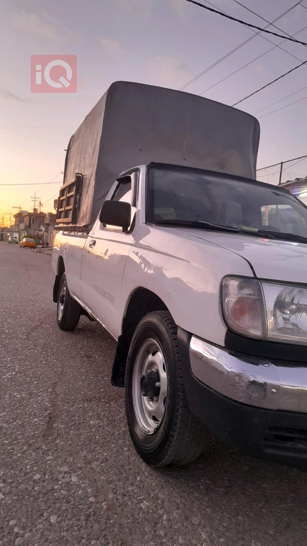 نيسان بيك اب